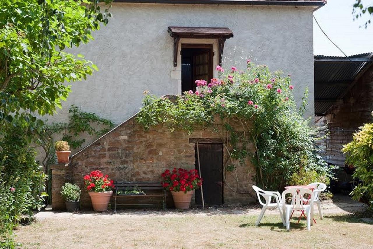 Bed and Breakfast Chez Camille à Etrigny Extérieur photo